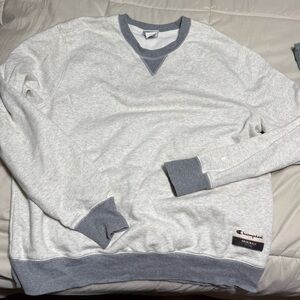 Champion Men's Gray Sweater